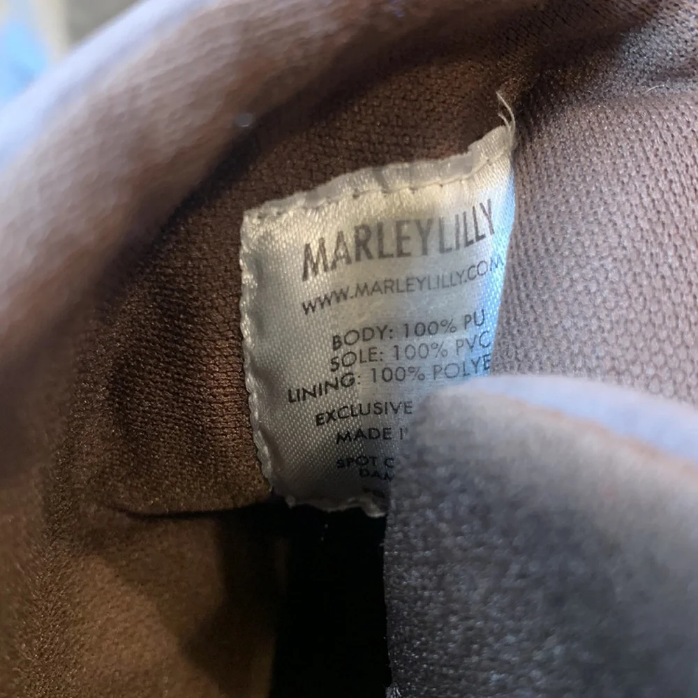 🌹 FLASH SALE 🔥MARLEYLILLY • Really Cute Monogrammed Duck Waterproof Boots